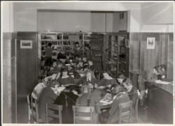 School children reading in the Canberra High School library, Ca. 1944.